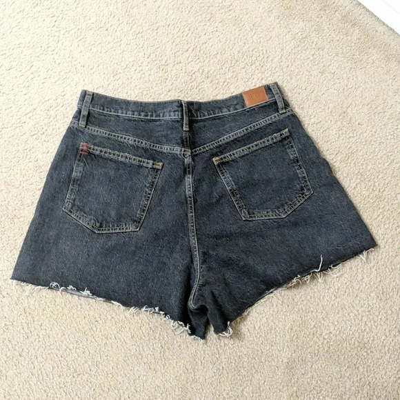 BDG Urban Outfitters washed vintage black shorts, size 32 - Picture 3 of 15